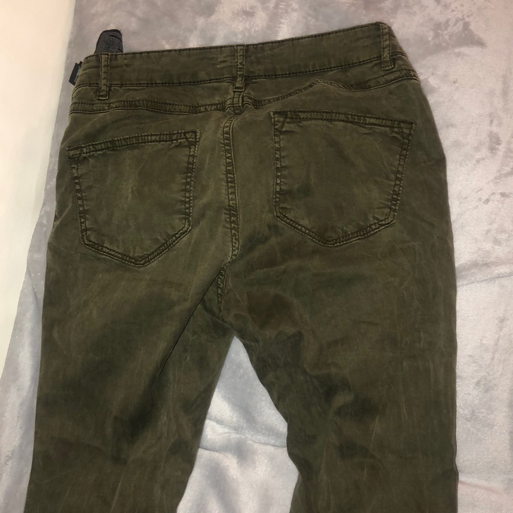 Zara pants - Picture 3 of 4